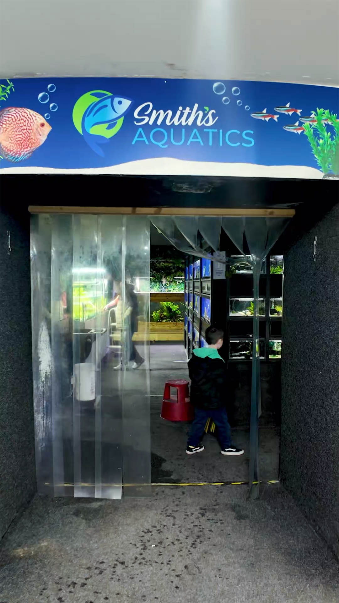 Smiths Pets – Pet Shop Teesside – Stockton Zoo – Tees Explorer by Tees Vision Media_0001_Layer 5 Aquarium in Stockton enterance in Smiths Pets